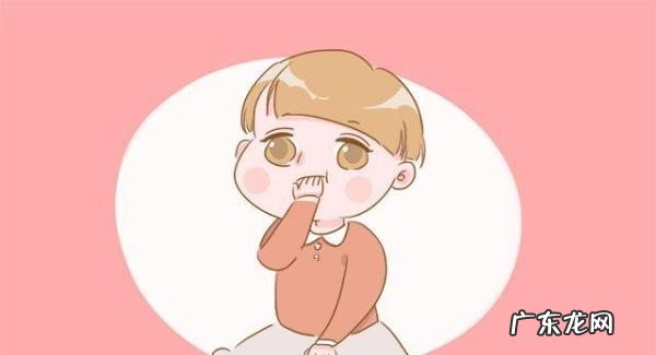 宝宝吃手指有什么好处 宝宝吃手指要不要干预