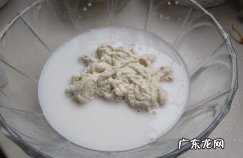 如何在家自制凉皮 家庭凉皮最简单的做法