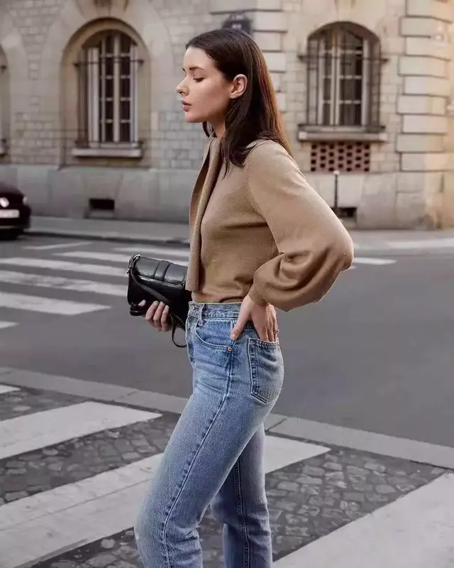 驼色的穿搭图片分享 驼色配什么颜色最洋气