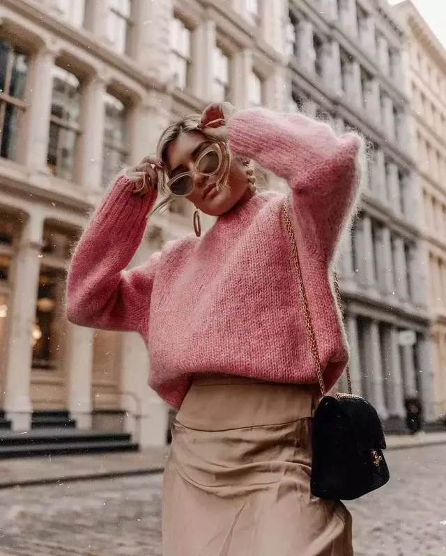 驼色的穿搭图片分享 驼色配什么颜色最洋气