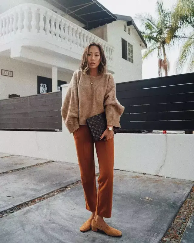 驼色的穿搭图片分享 驼色配什么颜色最洋气