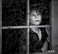 什么样的孩子容易被孤立 孩子被孤立家长应该怎么做