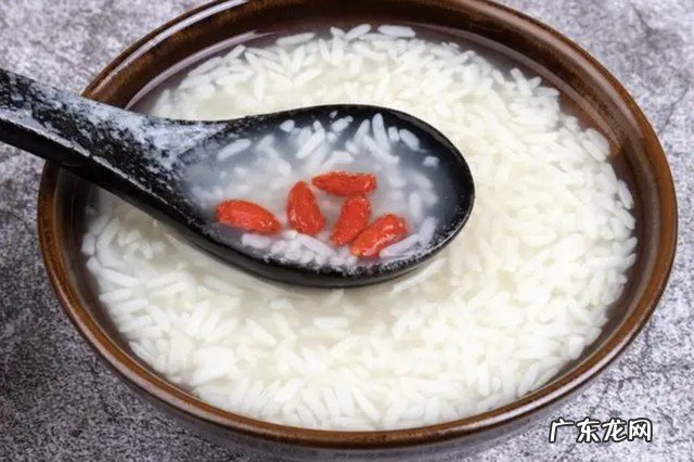 月子米酒能下奶 米酒催奶的3个危害是什么