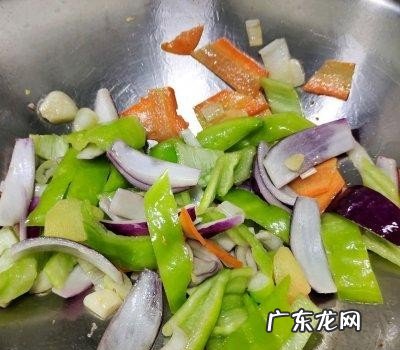 家常炒牛肉的做法分享 尖椒牛肉怎么炒好吃