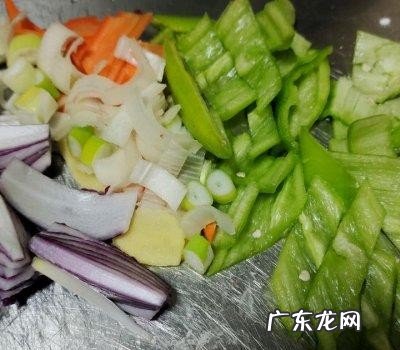 家常炒牛肉的做法分享 尖椒牛肉怎么炒好吃