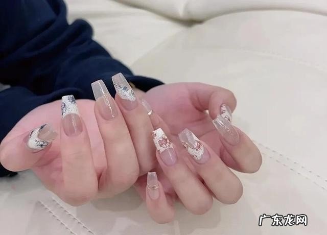 超好看的法式美甲款式 法式美甲图片大全分享