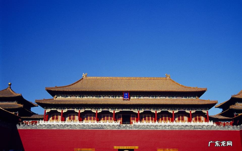 快速去除黑眼圈的好方法有哪些 吃什么能治黑眼圈
