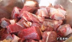 如何快速解冻肉 给肉解冻有什么方法技巧