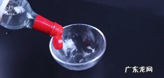 冰箱门密封条不严的原因 冰箱封条发霉怎么处理