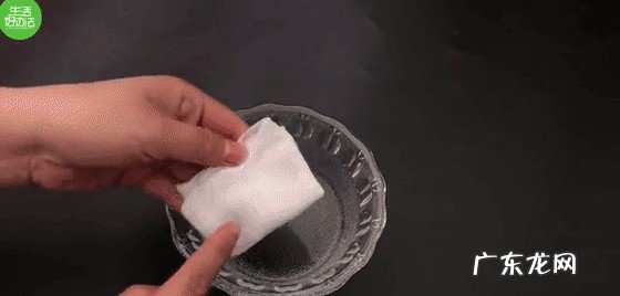 冰箱门密封条不严的原因 冰箱封条发霉怎么处理