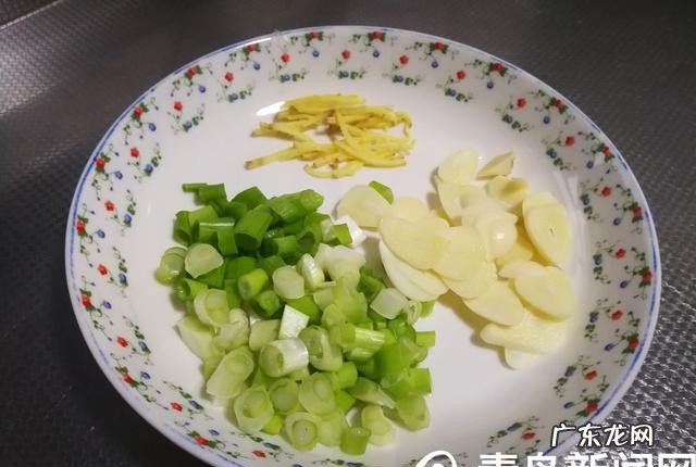 煎烧鼓眼鱼的做法 鼓眼鱼怎么做好吃