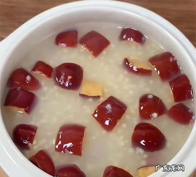 小米红枣山药粥的做法分享 山药红枣小米粥的功效
