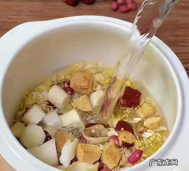 小米红枣山药粥的做法分享 山药红枣小米粥的功效