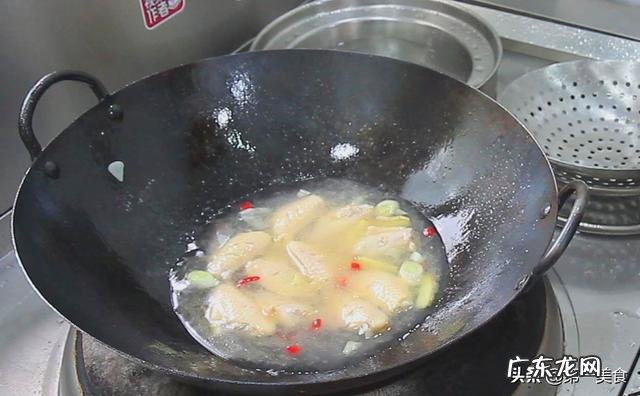 红烧翅中的做法 教你红烧鸡翅的家常做法教程