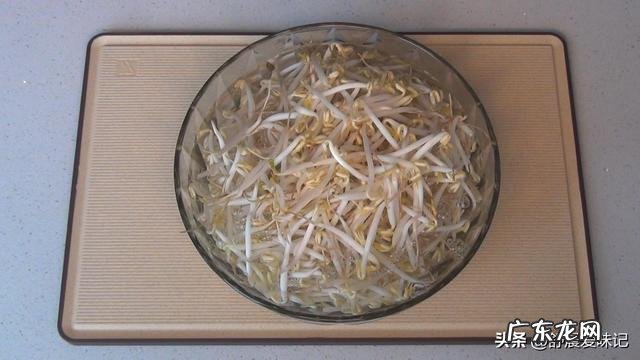 炒绿豆芽之前焯水一般几分钟 豆芽怎么做清脆爽口
