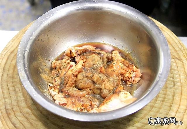 鸡翅根是什么部位 自制香酥鸡翅根的做法