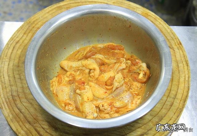 鸡翅根是什么部位 自制香酥鸡翅根的做法