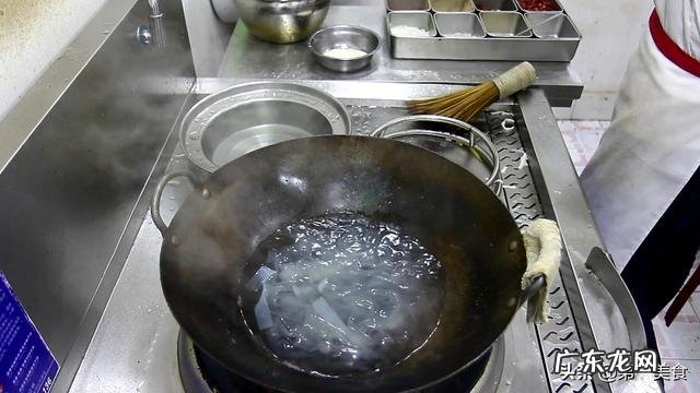 拉皮怎么做好吃凉拌 凉拌菜大拉皮做法