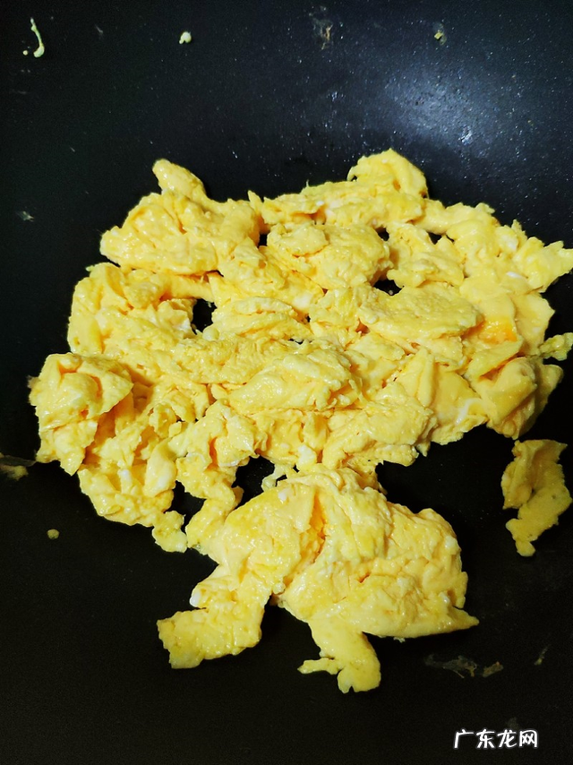 胡萝卜炒鸡蛋的做法教程分享 胡萝卜搭配鸡蛋怎么做好吃
