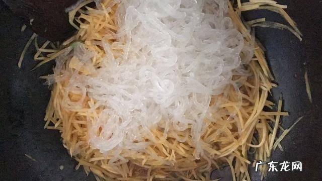 土豆丝炒土豆粉的做法教程 土豆粉怎么做简单好吃
