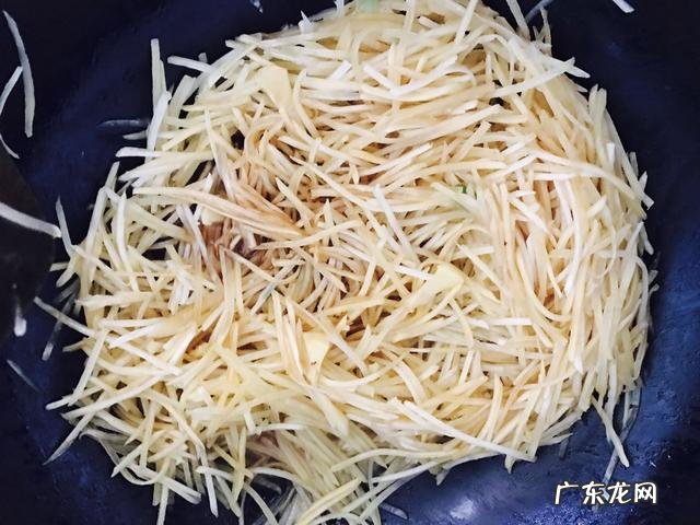土豆丝炒土豆粉的做法教程 土豆粉怎么做简单好吃