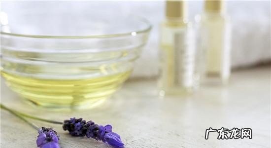 精油的正确使用方法介绍 精油用在护肤哪一步