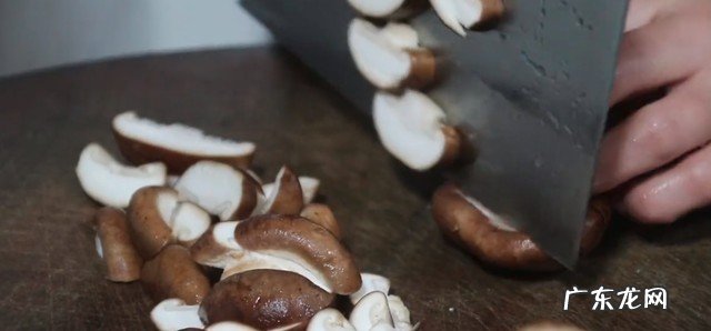 蒜苔怎么做简单好吃 炒蒜苔的方法教程分享