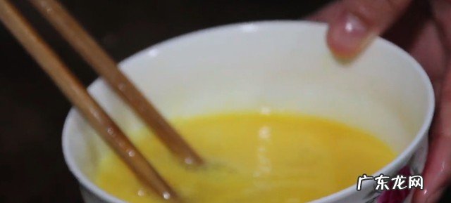 蒜苔怎么做简单好吃 炒蒜苔的方法教程分享