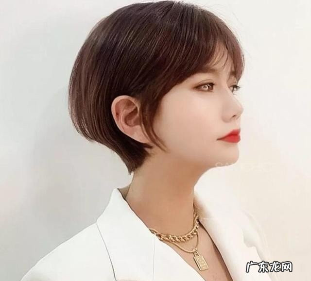2022年最流行短发女 好看不翻车的短发发型推荐