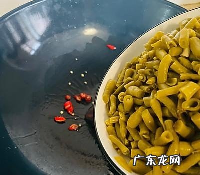 酸豇豆怎么做好吃下饭 清炒酸缸豆的做法分享