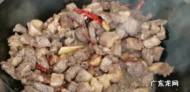 家常牛肉的简易做法分享 手把手教你做土豆烧牛肉