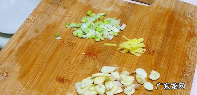 冻虾怎么做好吃简单 家常大虾的做法分享