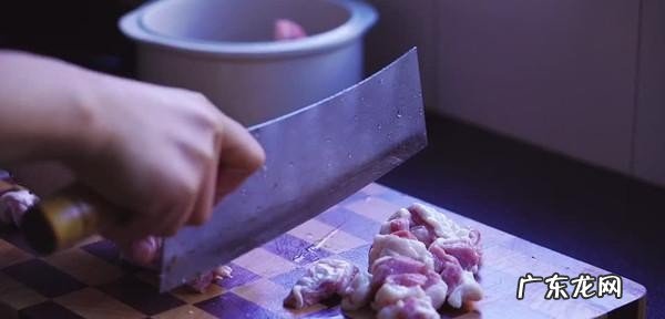 自己在家做羊肉串的方法分享 家庭自制烤箱版羊肉串教程