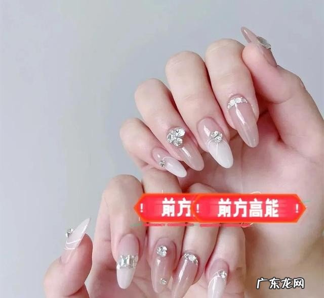 美甲最新款图片分享合集 点赞收藏率超高的美甲款式