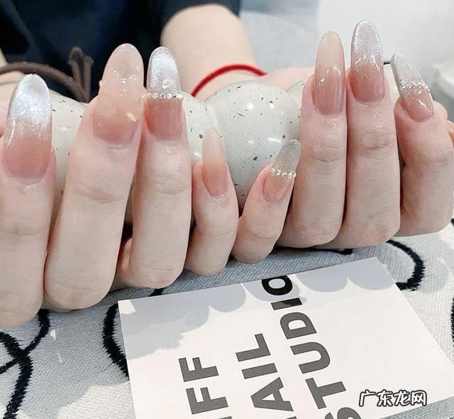 美甲最新款图片分享合集 点赞收藏率超高的美甲款式