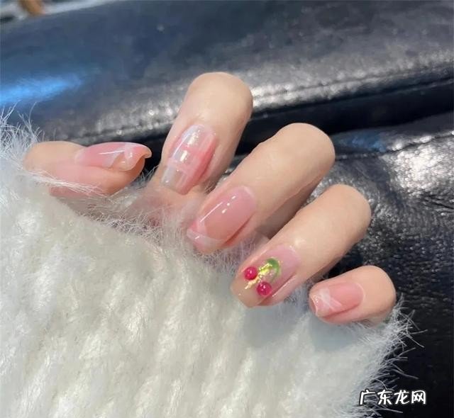 美甲最新款图片分享合集 点赞收藏率超高的美甲款式